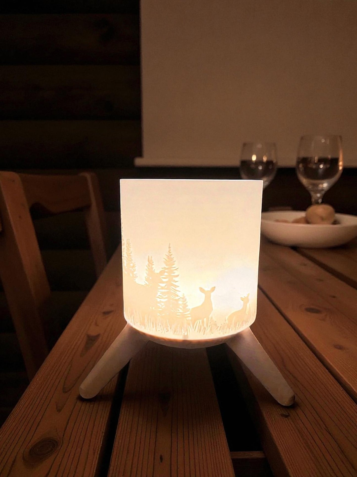 3D-Druckdatei - Deko Lampe Hirschlandschaft - für LED Lampenfassung - inklusive Sockel